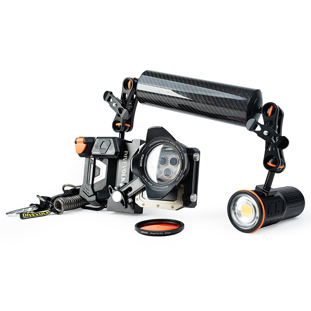 SeaTouch 4 Max Plus Advanced Creator Kit with underwater photography dive light and wet lenses