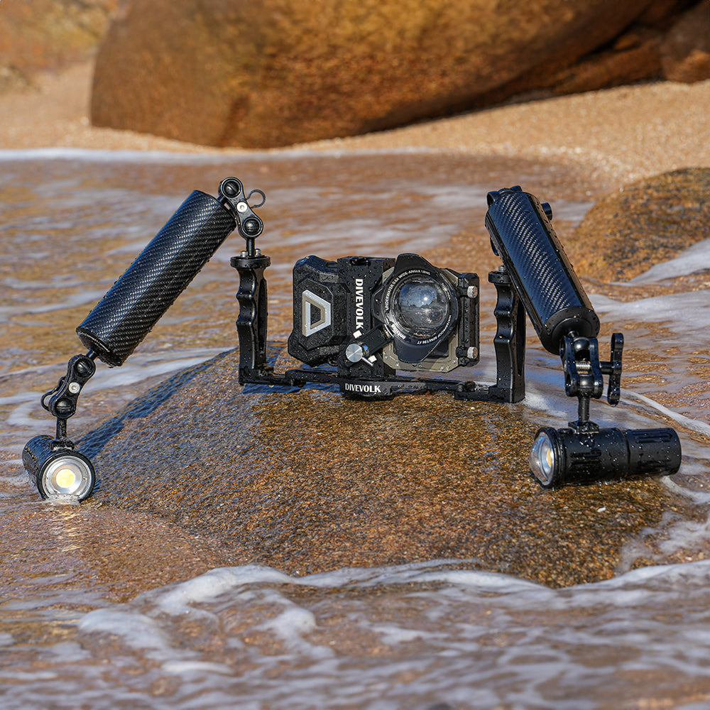 DiveVolk SeaTouch housing with float arms and underwater light
