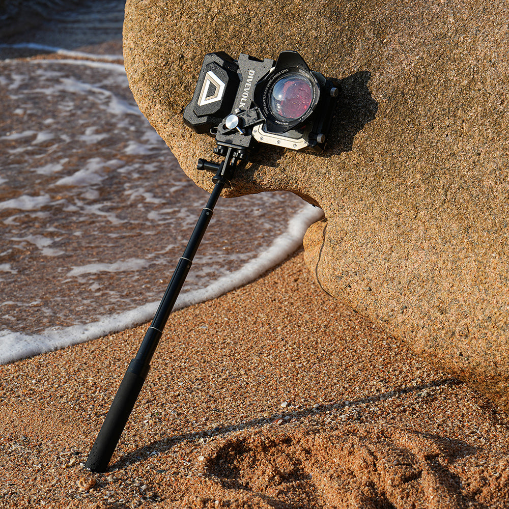 SeaTouch 4 Max housing with dual lock selfie stick