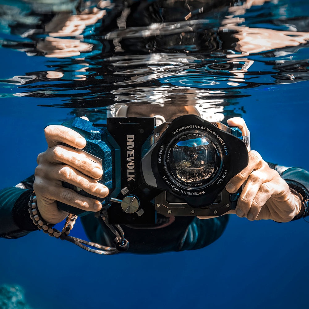 DiveVolk underwater housing with wide angle lens X0.6