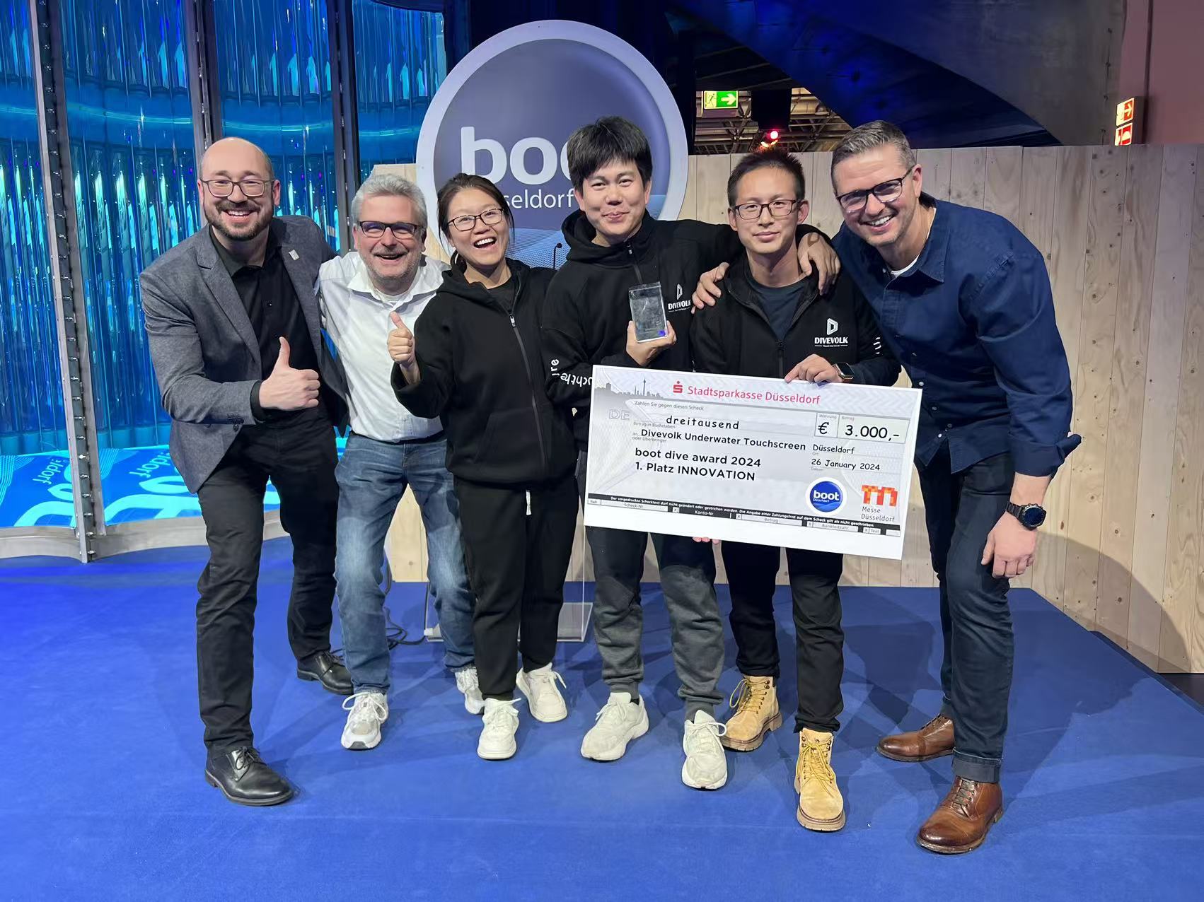 Why DIVEVOLK SeaTouch 4 Max Won ScubaLab “Best Buy” & Dive Award