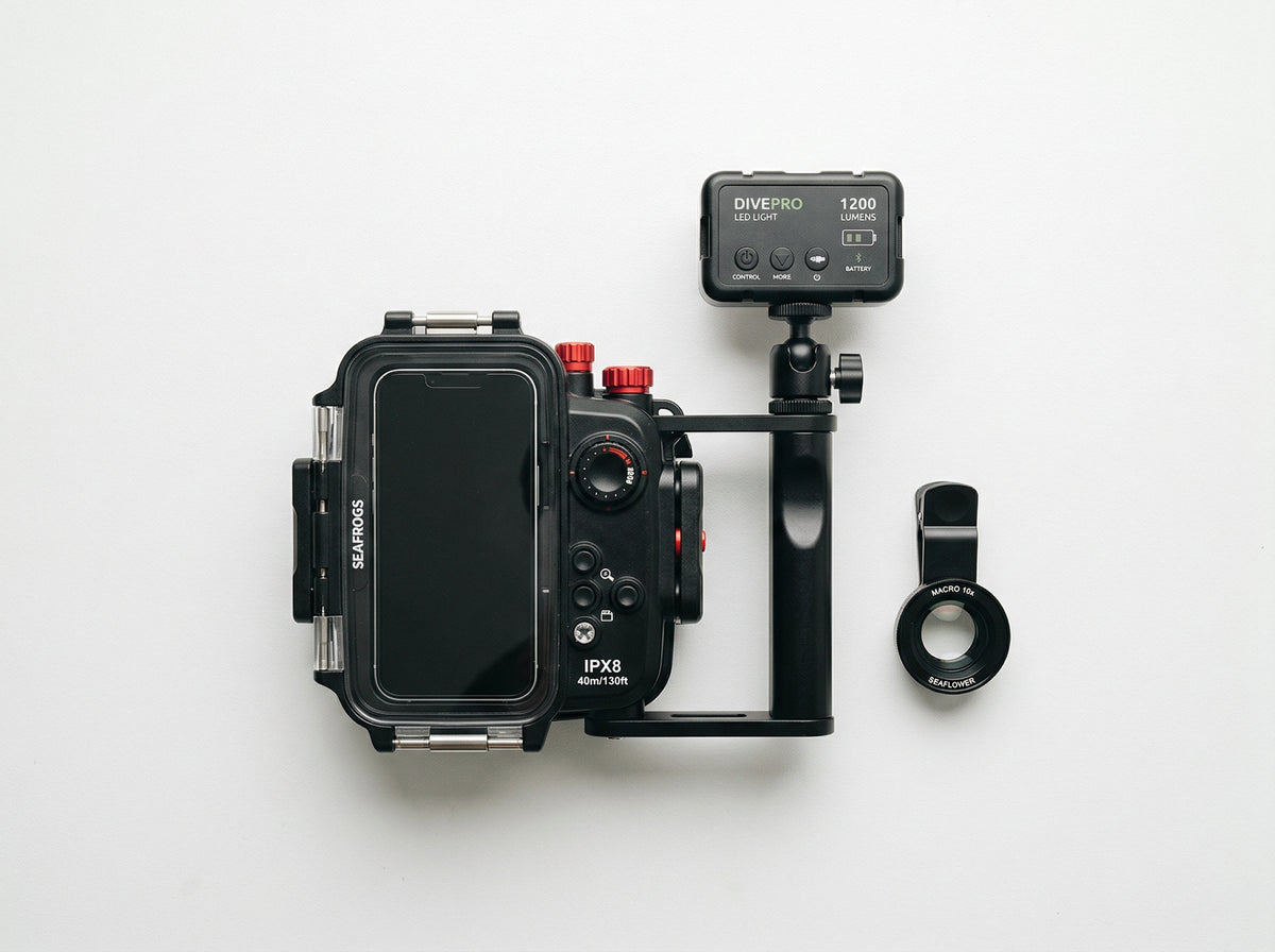 smartphone underwater housing dive photography setup