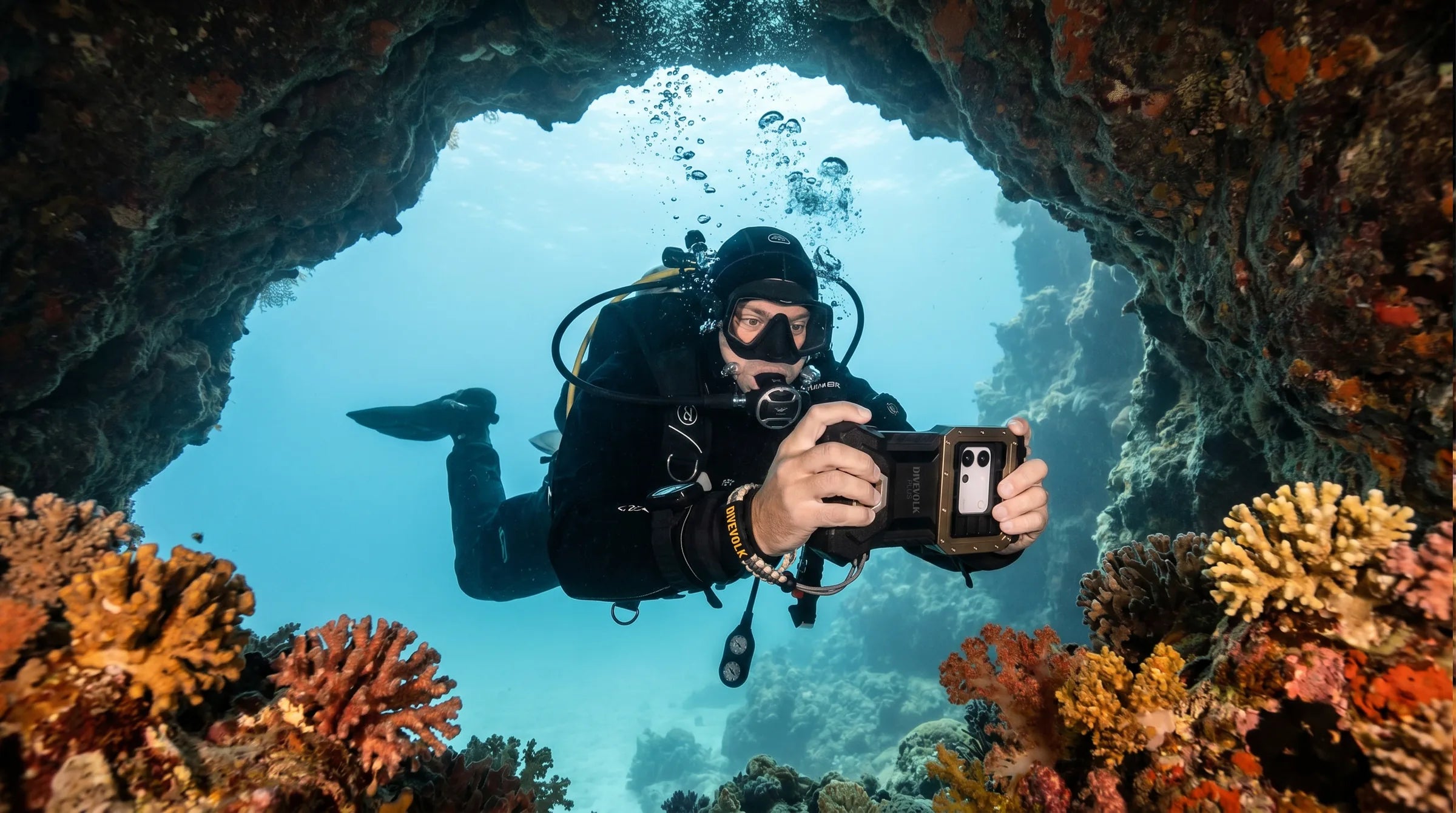 vivo s60 diver coral cave seatouch