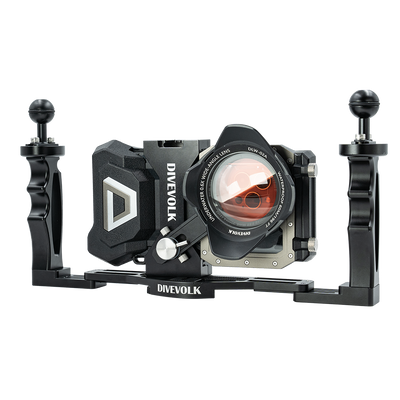 Kit DIVEVOLK SeaTouch 4 MAX que incluye lente gran angular de 0,6X, abrazadera de expansión y bandeja de doble asa