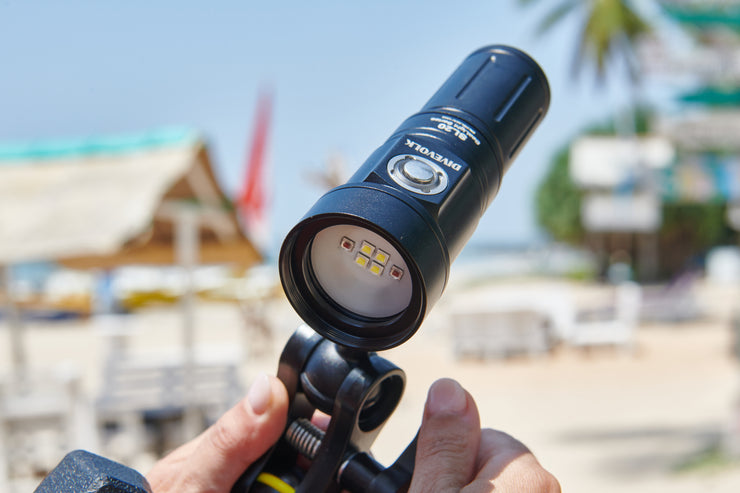 Dive Light 2000 lumen PV22 for Underwater Photography