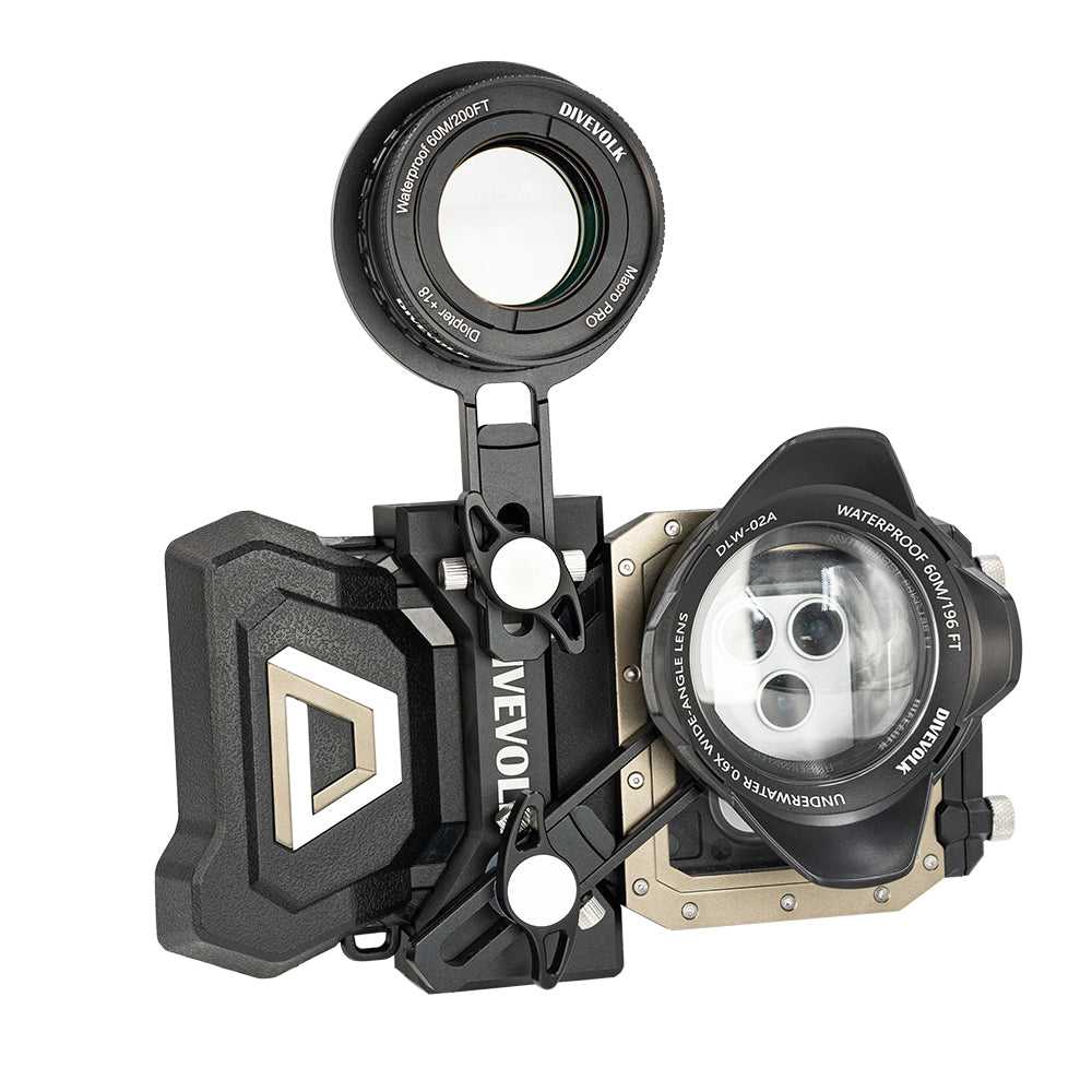 Divevolk SeaTouch 4 Max with wide angle lens & macro lens.