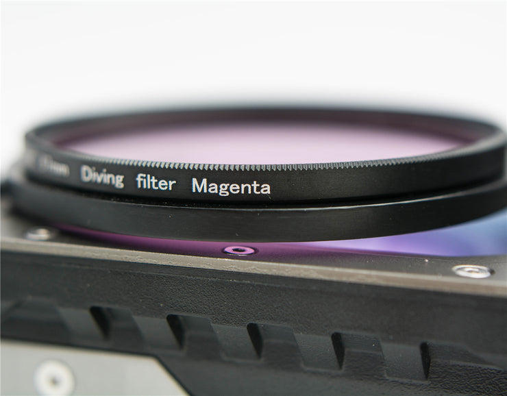 Filtre violet, filetage 67 mm, profondeur d'utilisation suggérée 5-15m
